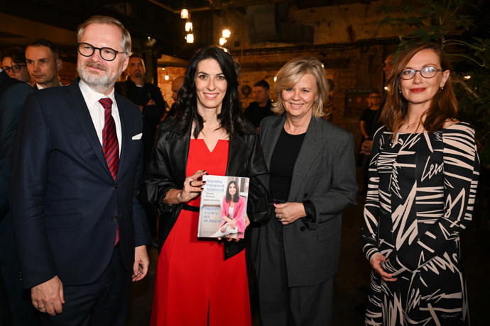 Petr Fiala, Markéta Pekarová Adamová, Eva Pavlová, Tereza Šídlová.