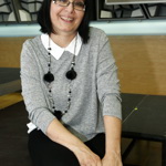 Talentovaná herečka a zpěvačka vystudovala rovněž tři vysokoškolské obory. Následují fotky z pohádky Zlaté kapradí, kde Zora Jandová hrála.