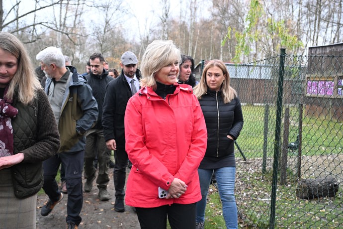 Petr Pavel a Eva Pavlová na procházce v rezervaci Soos.