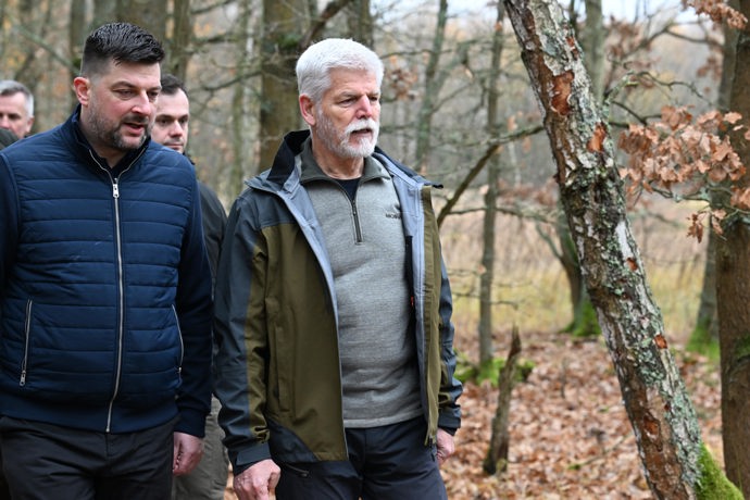 Petr Pavel na návštěvě v rezervaci Soos.