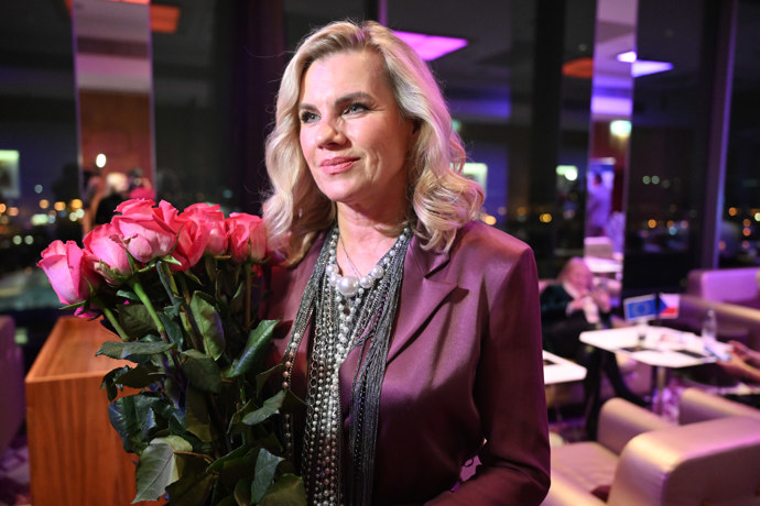 Leona Machálková vypadá na svůj věk fantasticky.