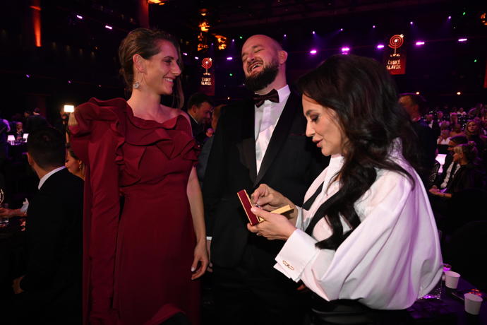 Lucie Bílá věnovala svého letošního stříbrného slavíka Pokáčovi. 