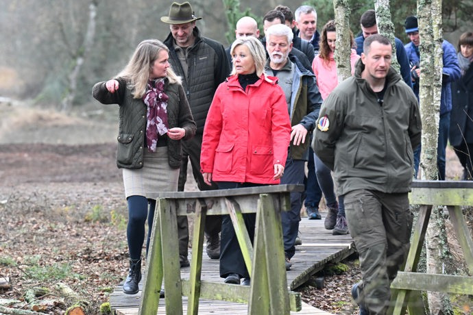 Petr Pavel a Eva Pavlová na procházce v rezervaci Soos.