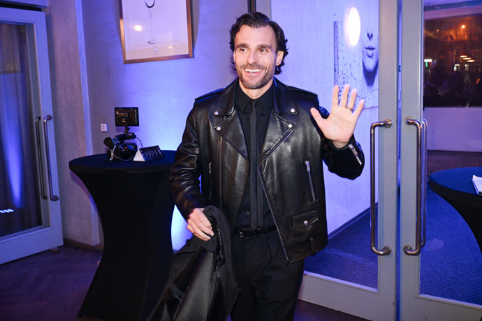 Leoš Mareš dorazil ve velmi dobré náladě.