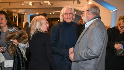 FOTO: Ivan Hubač dorazil na premiéru filmu Máma po boku své přítelkyně Veroniky Žilkové.