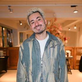 Mirai Navrátil zničil věci za sto tisíc korun.