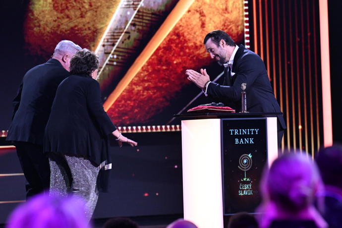 Václav Noid Bárta je zlatým slavíkem. 