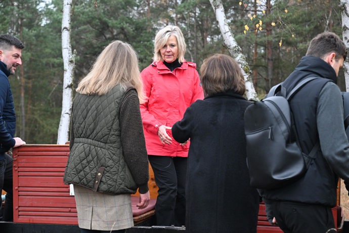 Eva Pavlová ve vláčku.