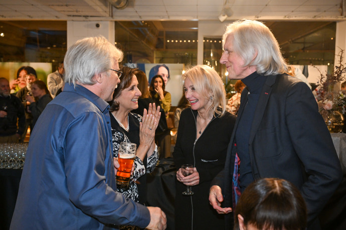 Ivan Hubač dorazil na premiéru filmu Máma po boku své přítelkyně Veroniky Žilkové.