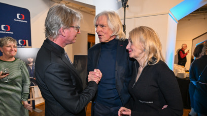 FOTO: Ivan Hubač se pozdravil s režisérem Jiřím Strachem.