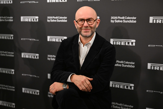 Fotograf kalendáře Pirelli 2026, Sølve Sundsbø.