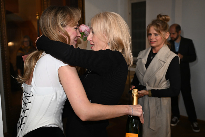 Elizaveta Maximová s Veronikou Žilkovou.