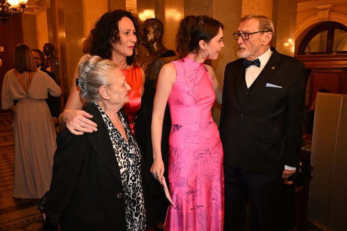 Ladislav Frej s rodinou. 