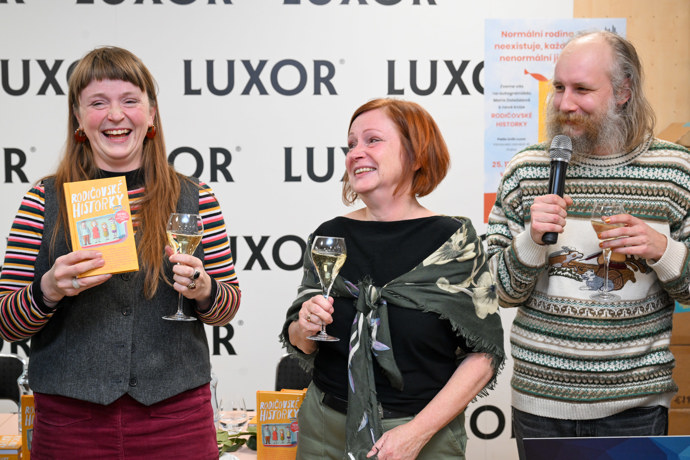 Na křtu knihy Rodičovské historky bylo veselo.