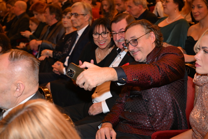 Marian Vojtko si udělal selfie se Zdeňkem Bartákem. 