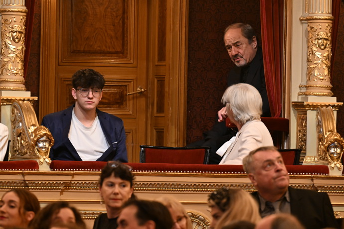 Viktor Preiss přišel na balkon za Danou Syslovou.