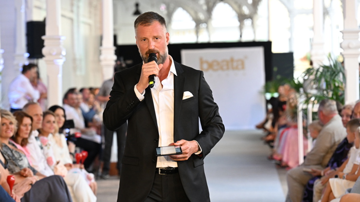 Petr Vágner přehlídku moderoval.