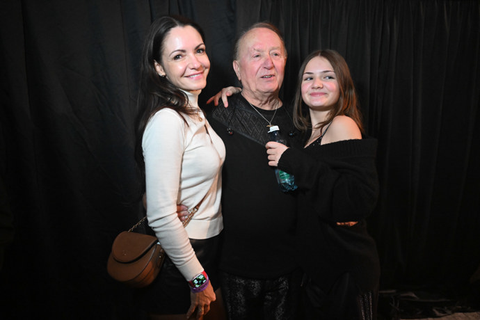 Manželé Alice a Petr s jejich dcerou. 