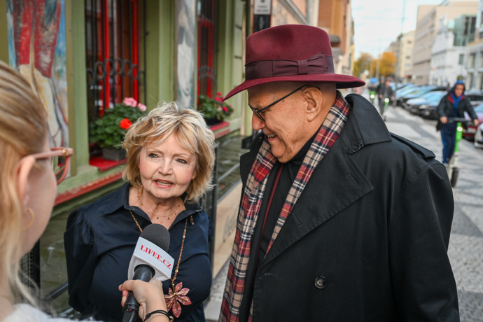 Eva Hrušková říká, že lásku si vyznávají také vzkazy, které si navzájem nechávají po bytě. 