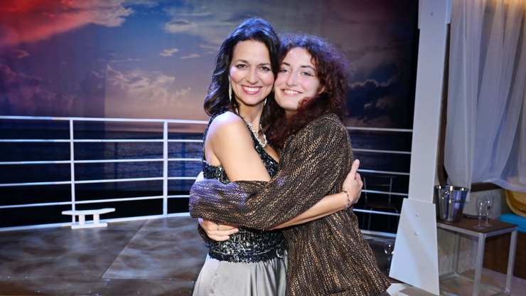 Adéla s dcerou Nelou.