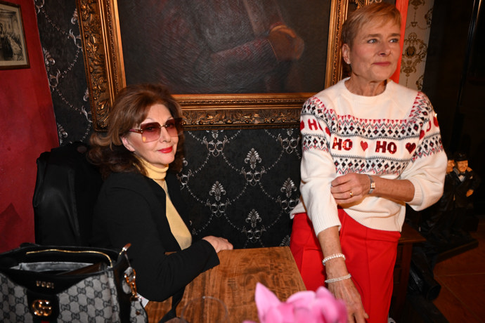 Saskia Burešová vypadá stále stejně.