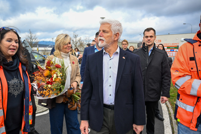 Eva Pavlová dostala nádhernou kytici.

