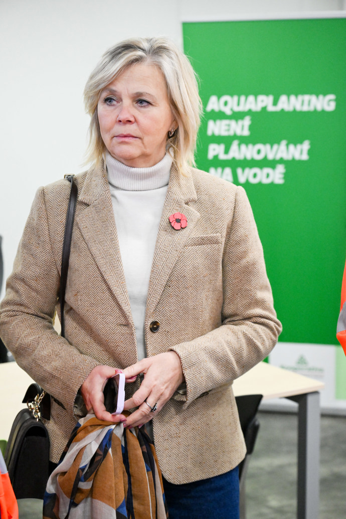 Eva Pavlová v záchranářském centru v Karlových Varech.