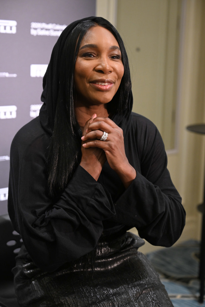 Fotografům ukázala tenistka své ruce bez rozpaků. 