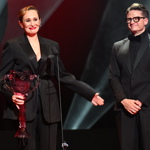 Svoji vůbec první cenu Thálie totiž rozbila.