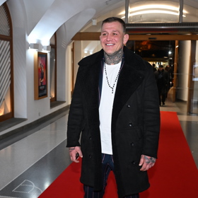 Václav Mikulášek na premiéře filmu Hříšník  přišel podpořit svého kamaráda.