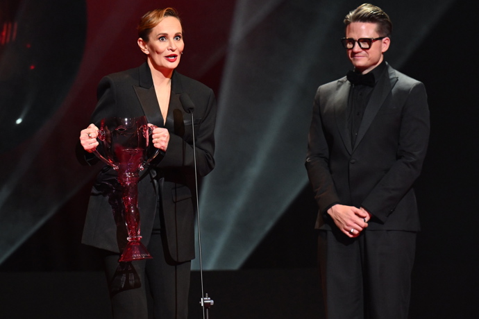 Moniku Absolonovou oblékal na slavnostní večer stylista Filip Vaněk. 