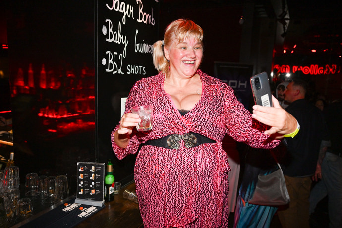 Eva Poláčková na křtu videoklipu Sámera Issy.