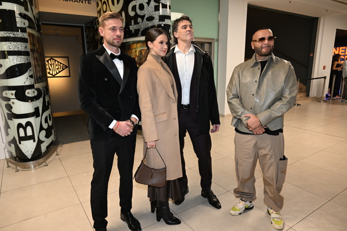 Jaromír Jágr s Dominikou Branišovou.