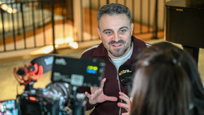 FOTO: Britský spisovatel Robert Bryndza představil v Praze svou novou knihu.