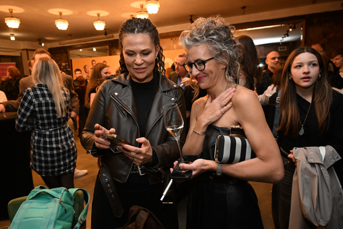 Bujará party po premiéře filmu Milion.