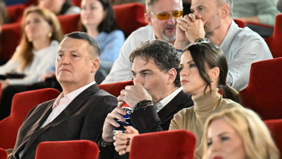 FOTO: Cola nesmí chybět. Jágr si vychutnává Pepsi.