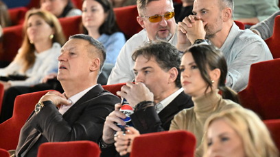 FOTO: Slavní hosté na premiéře Řepkova dokumentu.