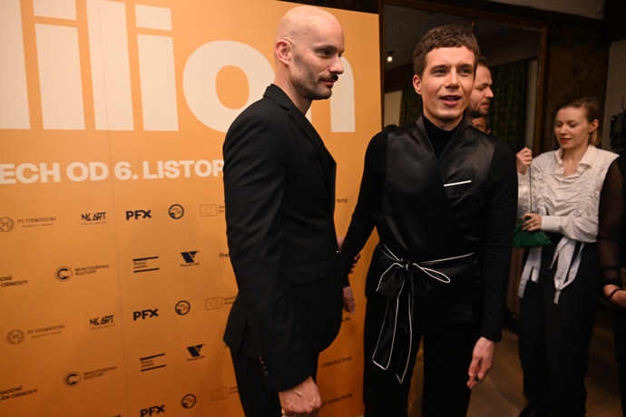 Daniel Krejčík přivedl svého partnera.