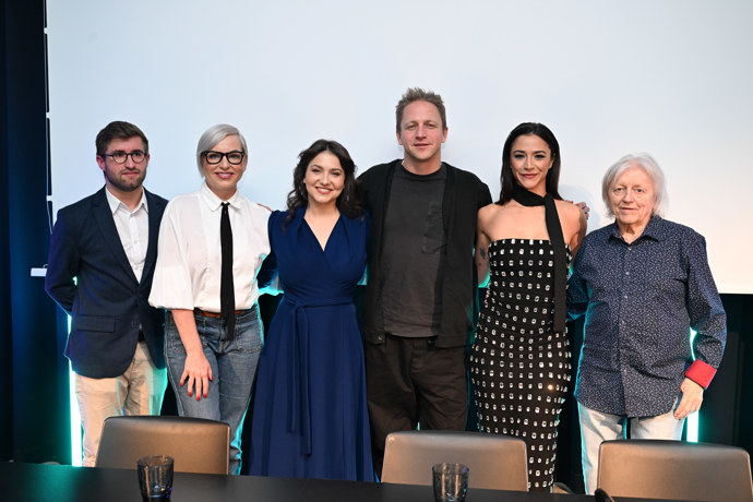 Tomáš Klus a další hvězdy zazpívají 16.12. na koncertu s názvem Vánoce v O2 areně.