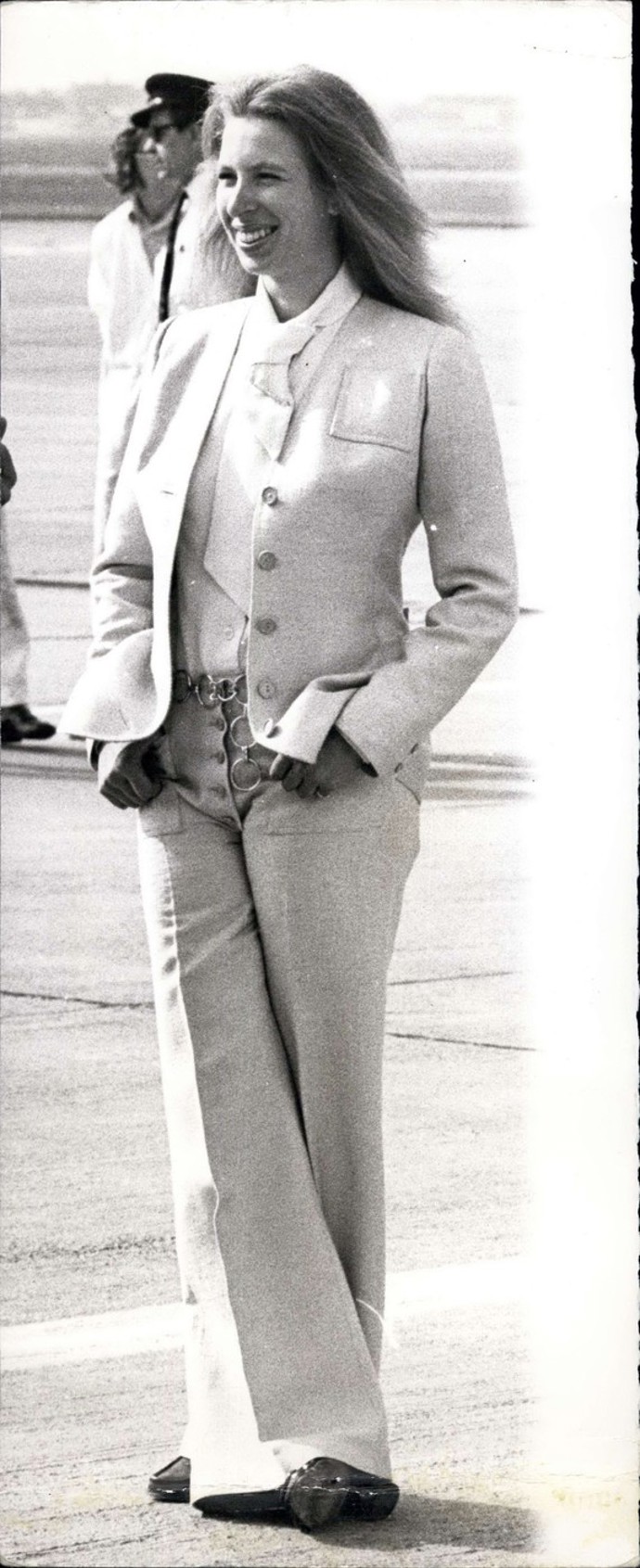 Princezna Anne v mládí ráda nosila kalhotové outfity.