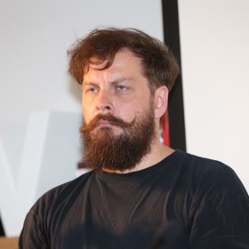 Výtvarník Roman Týc se pustil do Filipa Turka.