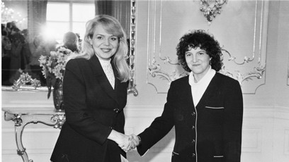 FOTO: Vlasta Parkanová s někdejší první dámou Dagmar Havlovou.