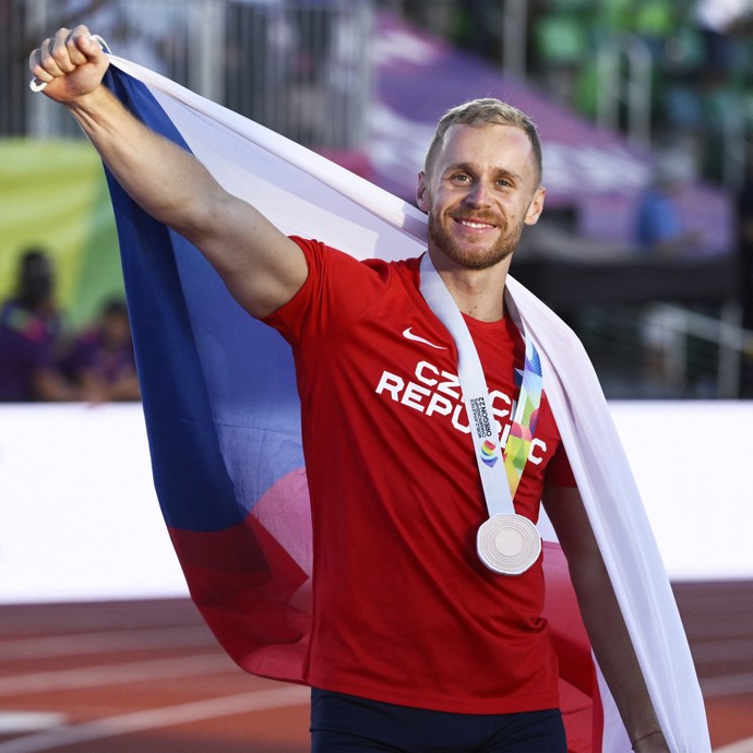 Oštěpař Jakub Vadlejch je stříbrným medailistou z Olympijských her v Tokiu.