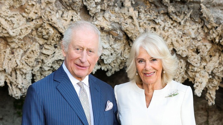 Král Karel III. se svou ženou Camillou.