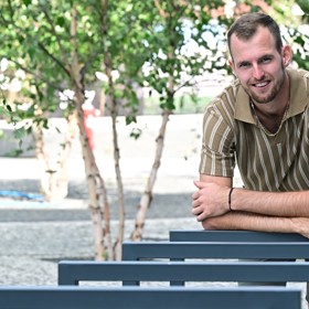 Mezi atletické fešáky patří i výškař Jan Štefela.