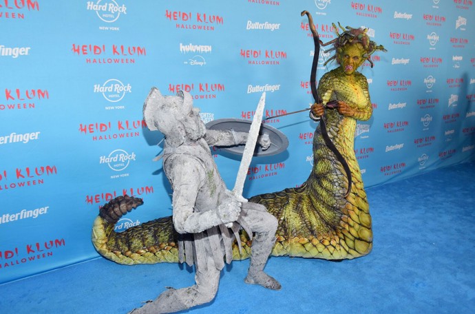 Heidi Klum svým letošním kostýmem předčila veškerá očekávání. 