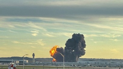 FOTO: Snímek po nárazu letadla do země.