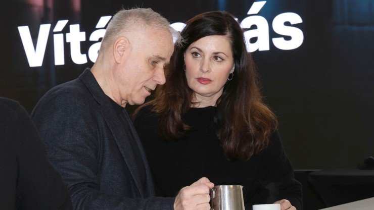 Lukáš Vaculík s manželkou Luciou Kršákovou.