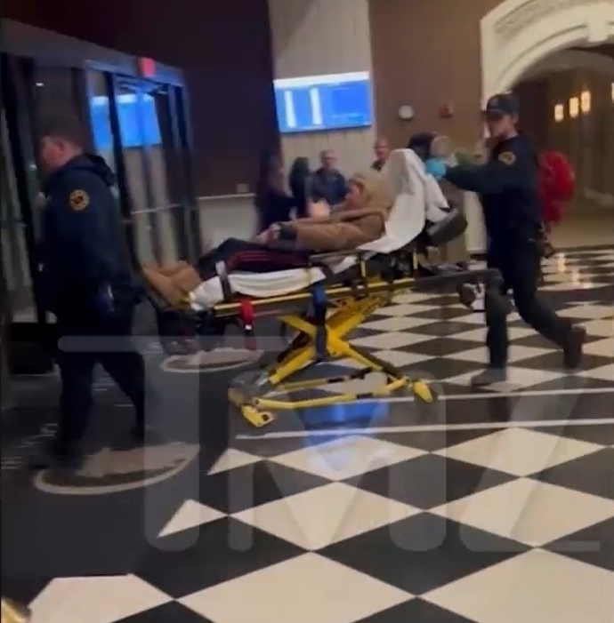 Musela ji odvézt záchranka do nemocnice.