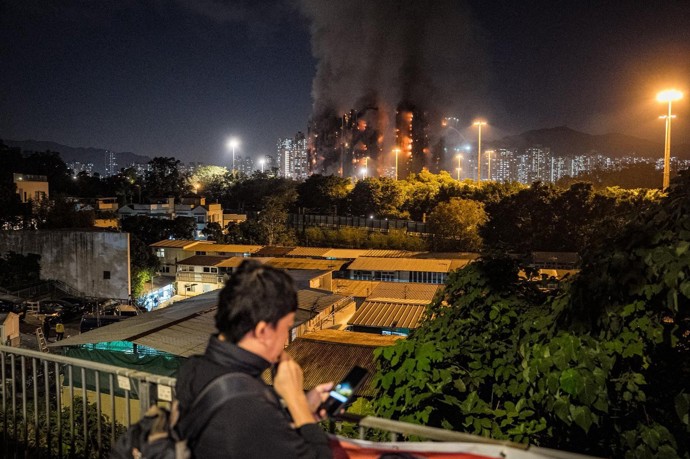 Zemřelo nejméně 13 lidí.